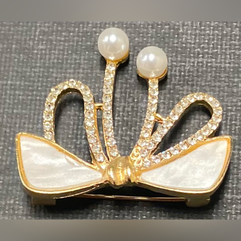 Enamel Crystal pearl Bow Brooch Badge pin